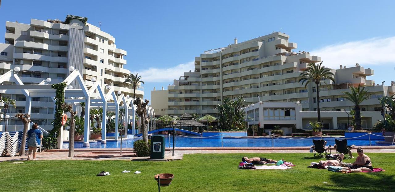 Apartamentos Holidays Benalbeach Benalmádena Buitenkant foto