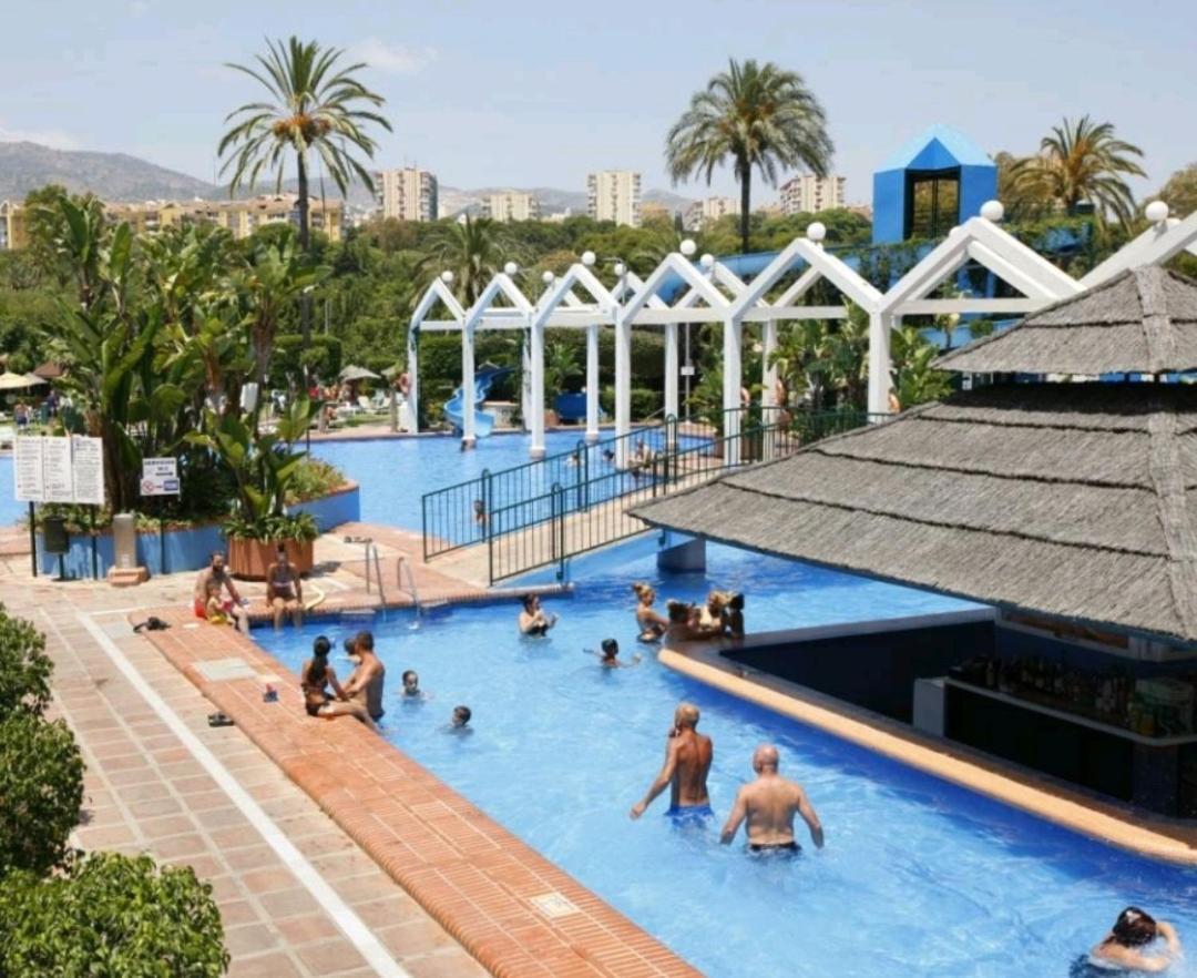Apartamentos Holidays Benalbeach Benalmádena Buitenkant foto