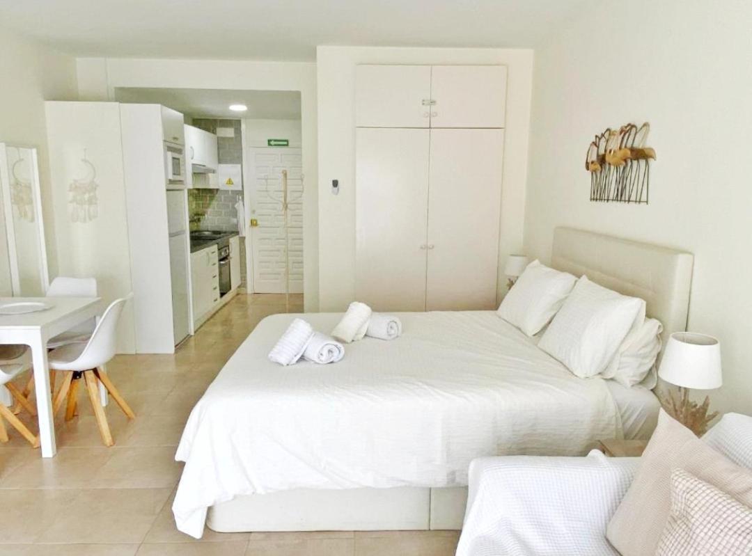Apartamentos Holidays Benalbeach Benalmádena Buitenkant foto