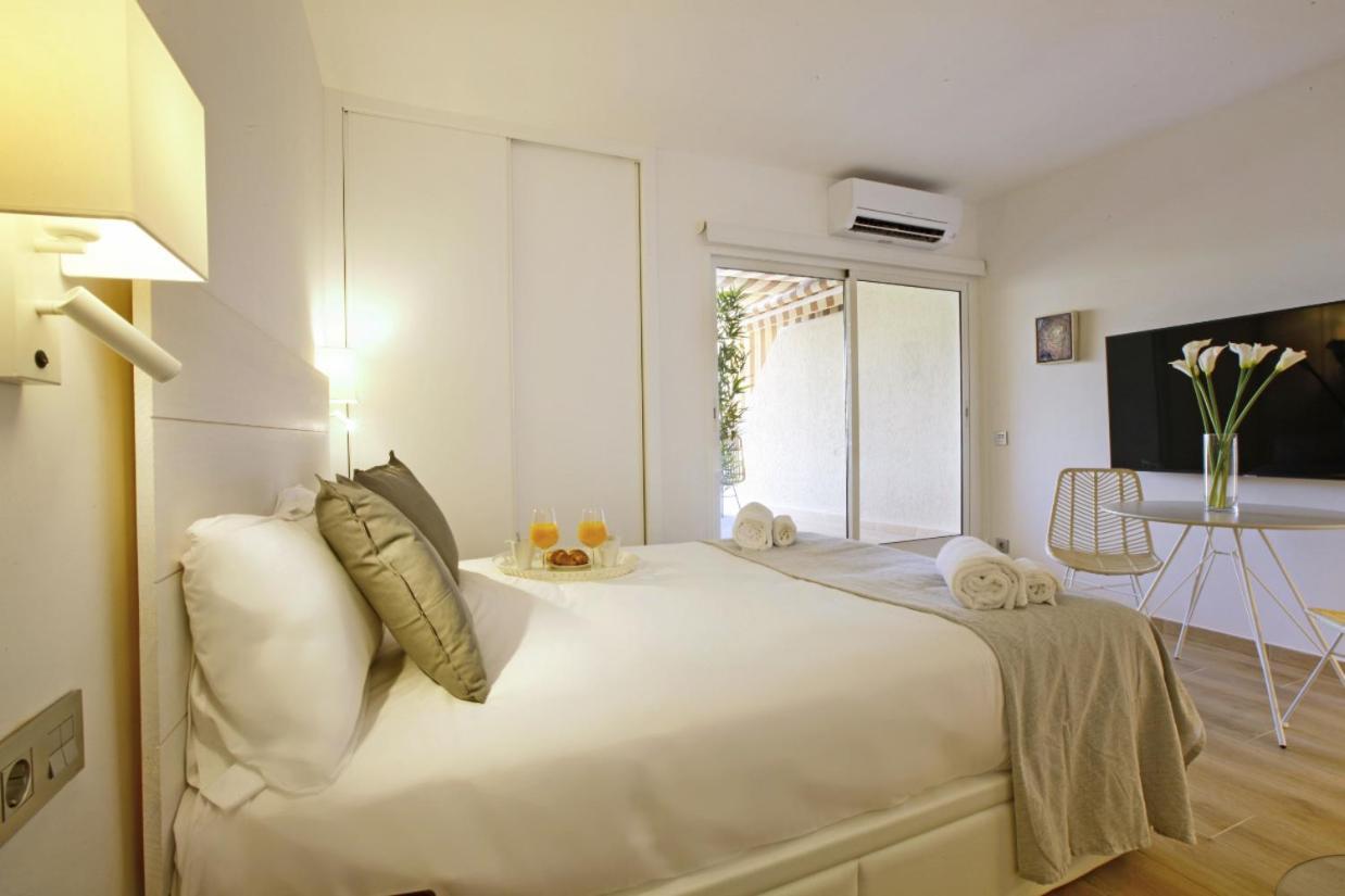 Apartamentos Holidays Benalbeach Benalmádena Kamer foto